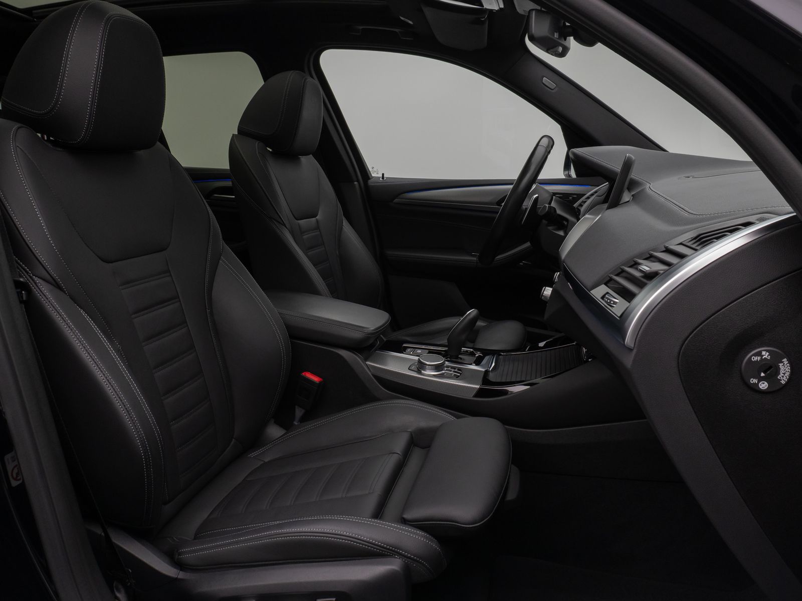 Fahrzeugabbildung BMW X3 M40d Panorama 360°HUD DAB HiFi AHK Komfort