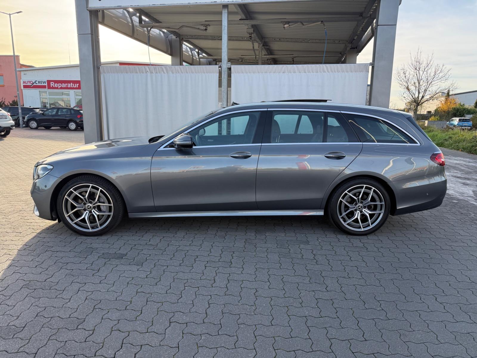 Mercedes-Benz E-Class T-Modell E 200 AMG-Packet, миниатюра 9
