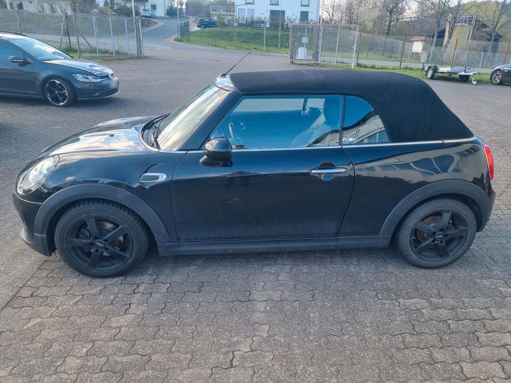Image of MINI Cooper D Cabrio