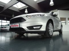 FORD Focus Turnier 1,5 TDCi Business Edition/Navi/AHK