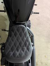 Indian Scout Bobber Sixty - INDIAN SCOUT Motorrad