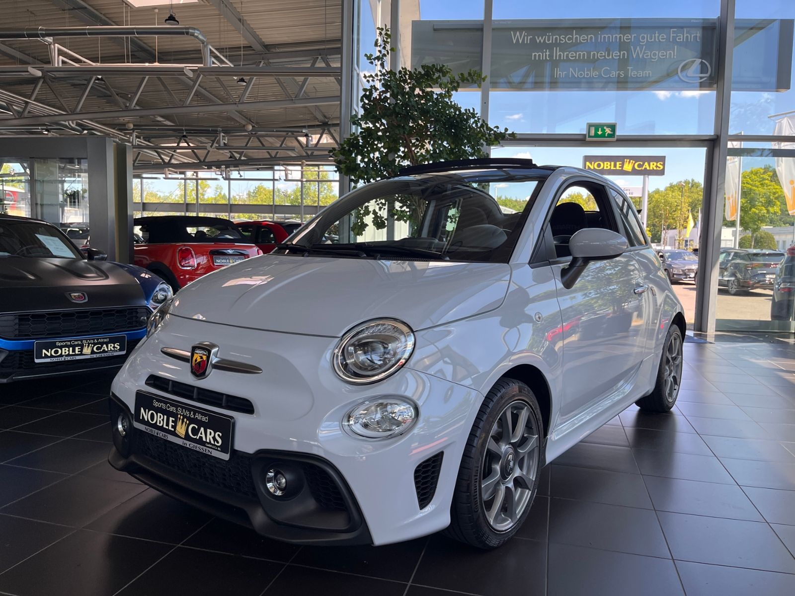 Fahrzeugabbildung Abarth 595C  1.4 T-Jet NAVI ALU