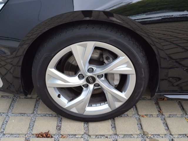 A4 Avant 40 TFSI S-tronic S line AHK/MATRIX/18-Z