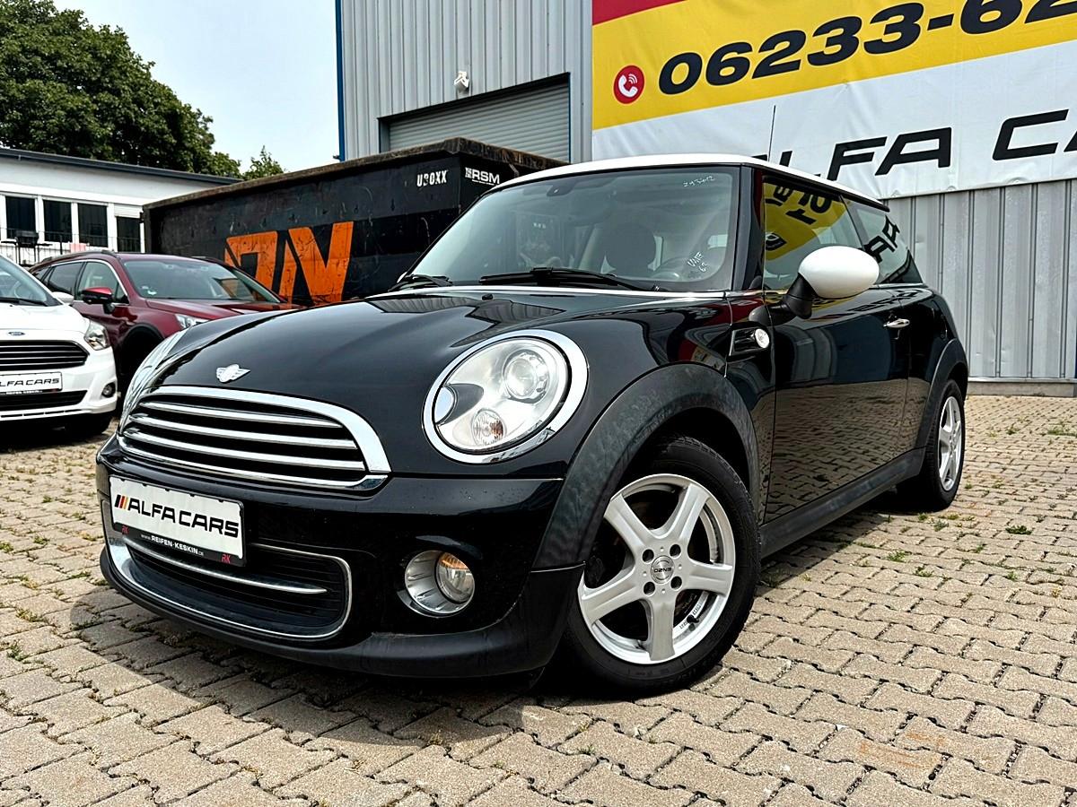 MINI Cooper/XENON/PANORAMA/VOLL SHEFT/ NAVI