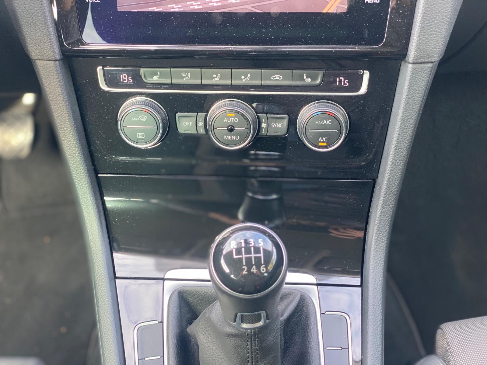 Volkswagen Golf 1.4 TSI BMT 92kW Highline Navi Sitzheizung