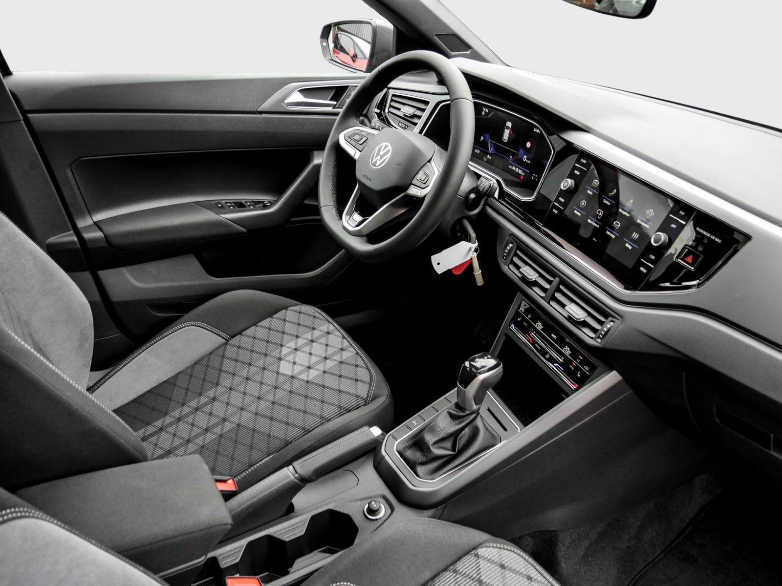 Volkswagen Polo R-Line 1.0 TSI DSG IQ.Light Navi Pano Trave imagem 3