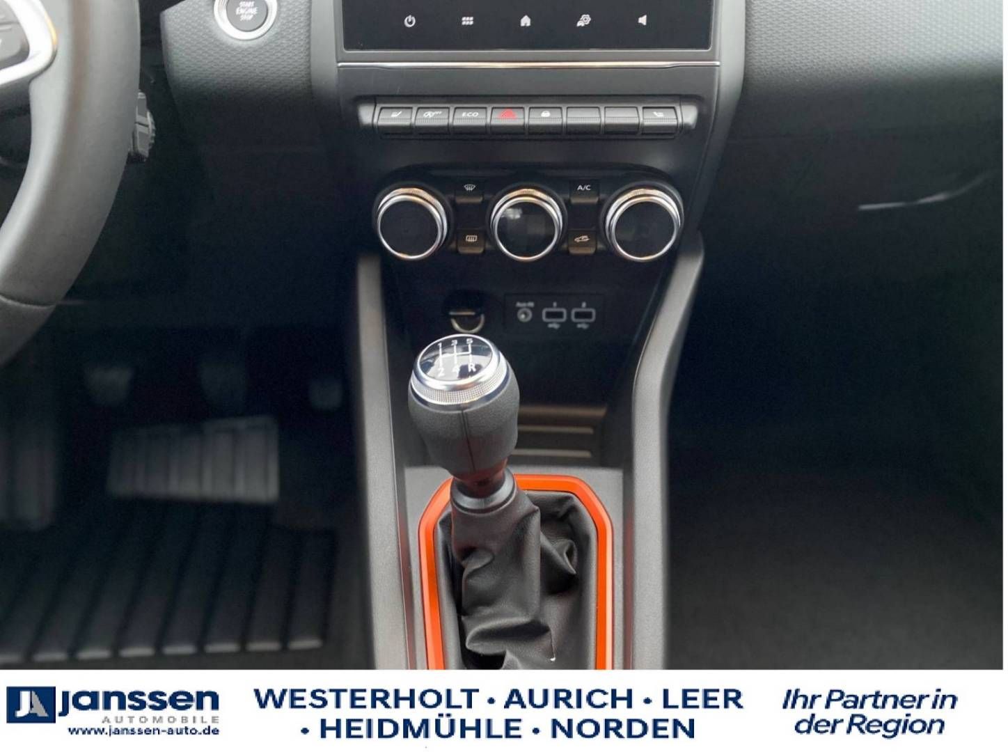 Fahrzeugabbildung Renault CLIO EXPERIENCE TCe 100
