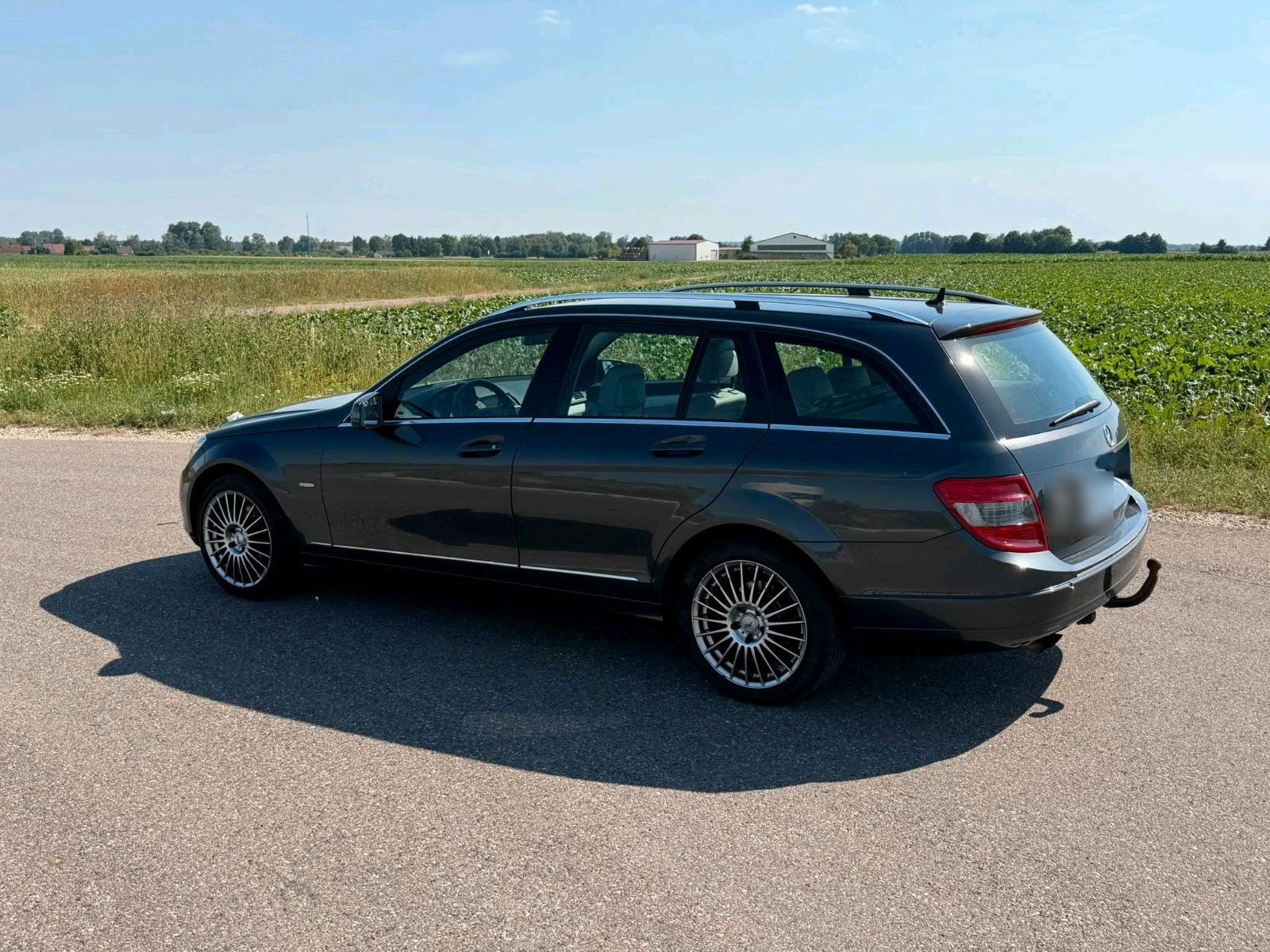 Mercedes-Benz C180 2009 — photo 5