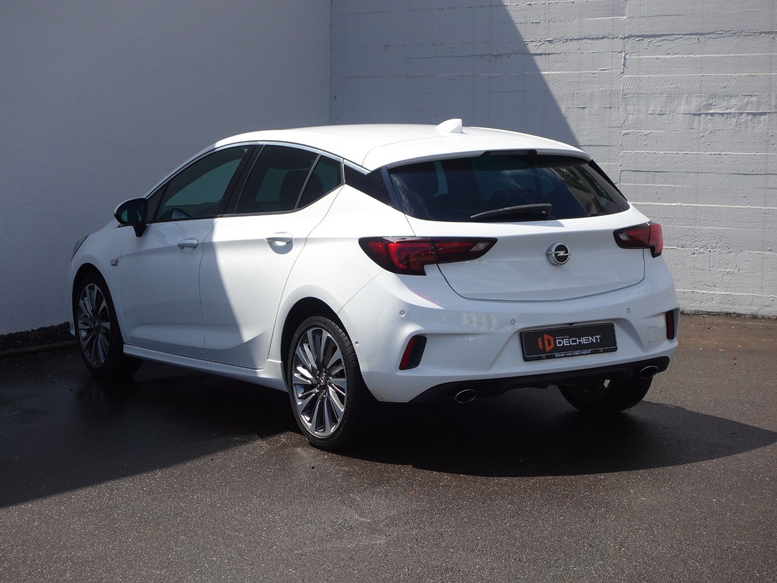 Fahrzeugabbildung Opel Astra 1.6Turbo Dynamic Navi,OPC-Line,SHZ,Standhz