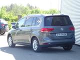 Volkswagen Highline DSG Navi Einparkhilfe Familienvan Klima - : Van, Familien
