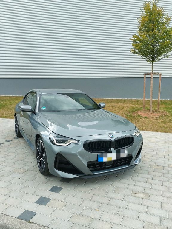 BMW 230