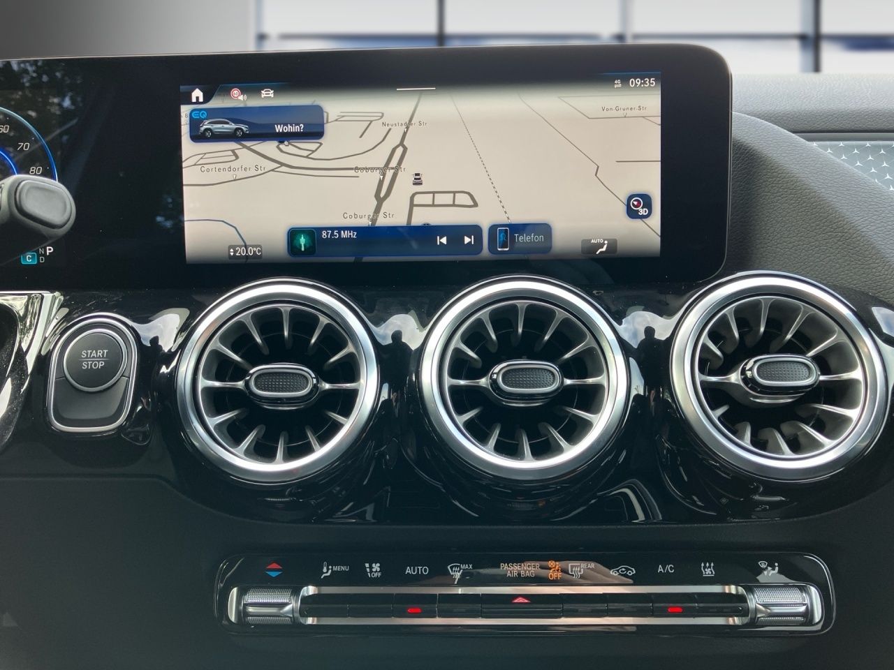 Fahrzeugabbildung Mercedes-Benz EQA 250+ BONUS+PROGR+360°+VERKZ.ASS+CARPLAY+LED+
