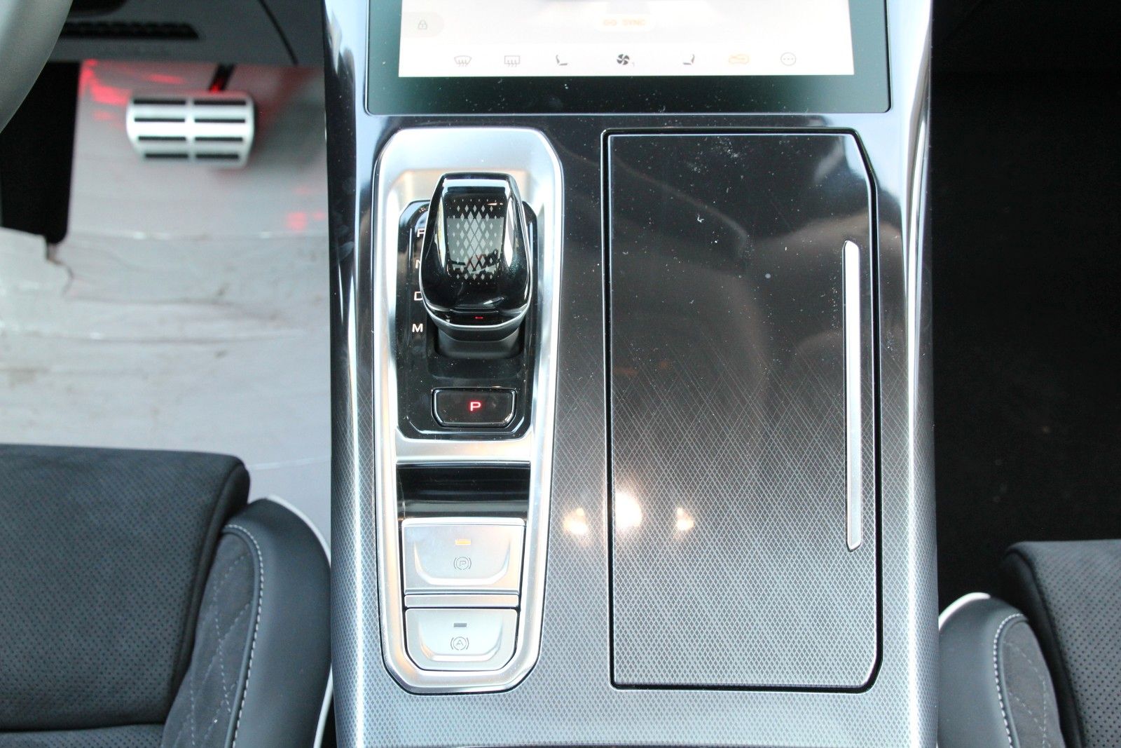 Fahrzeugabbildung GWM Wey 05 2.0 PHEV 350 kW AWD Luxury