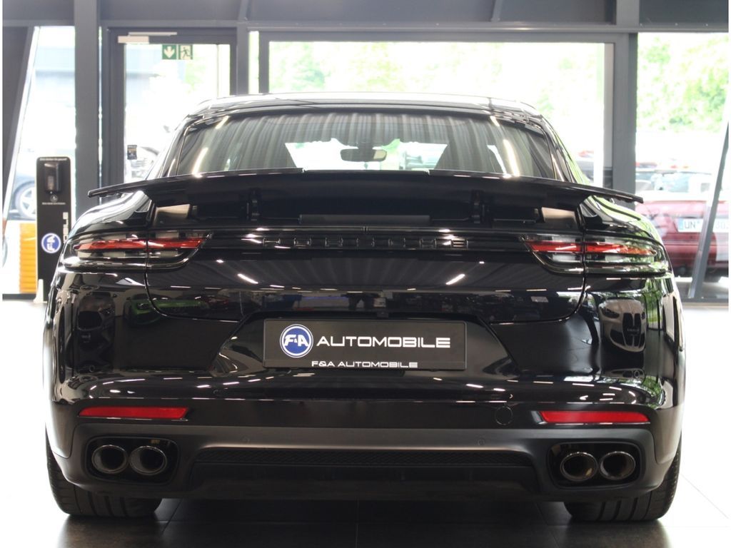 Fahrzeugabbildung Porsche Panamera GTS 4.0 Sport Chrono Sport Design*1Hand