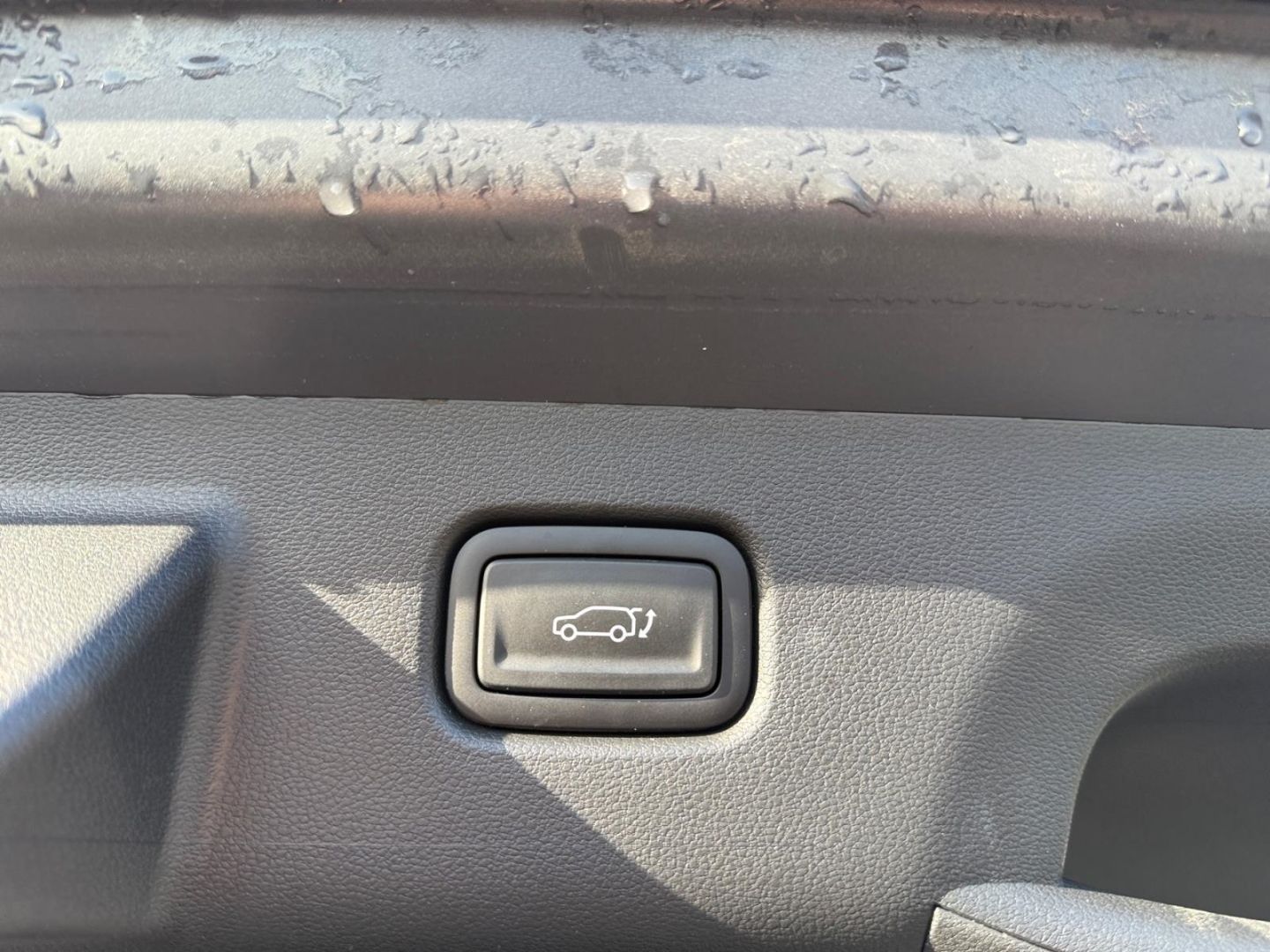 Fahrzeugabbildung Hyundai KONA Elektro TREND 65,4kWh ASSIS-P+360°CAM+ACAA