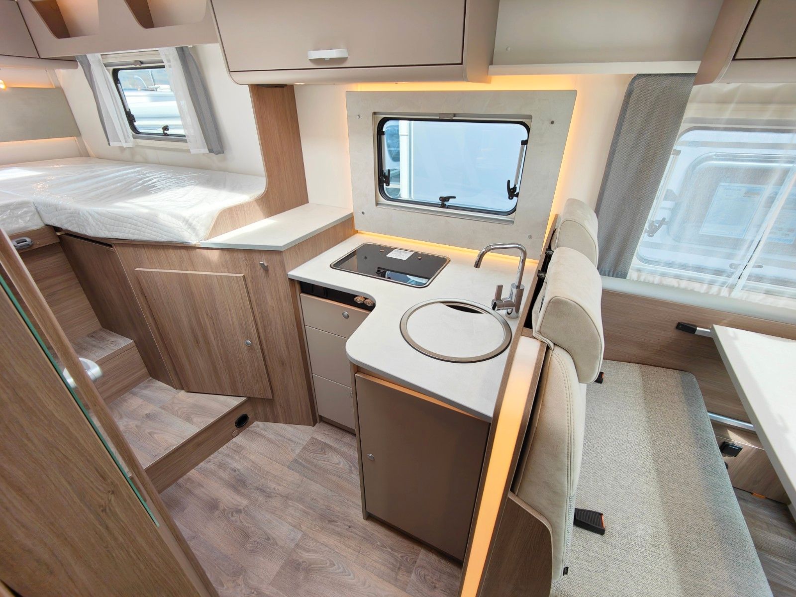 Fahrzeugabbildung Carado T-338  pro+ 2025 SUMMER SALE 8.808 € SPAREN