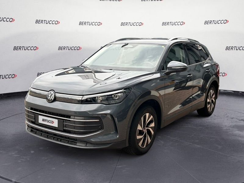 Volkswagen Tiguan 3ª serie 2.0 TDI 150 CV DSG Ed imagem 3