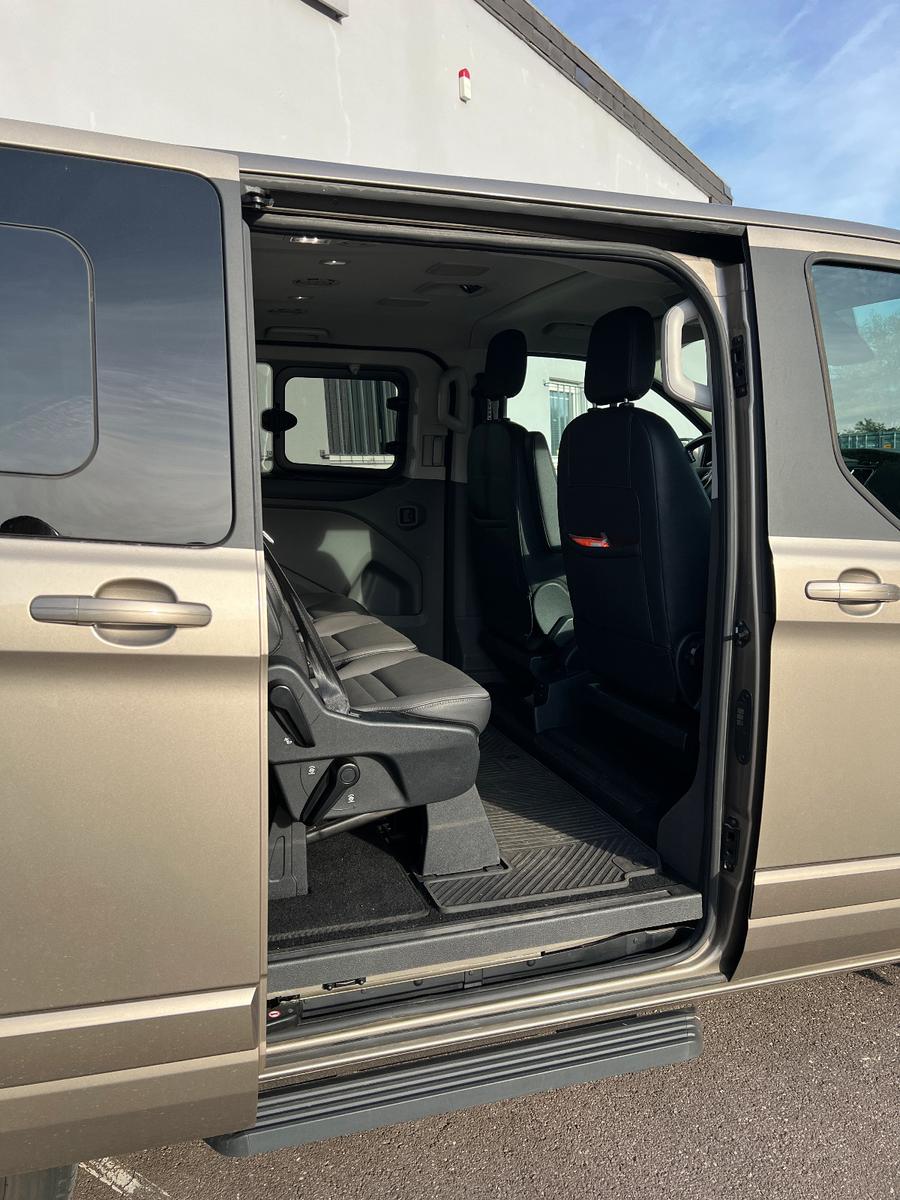 Ford Tourneo Custom 320 L1 Titanum X Navi Xenon E6