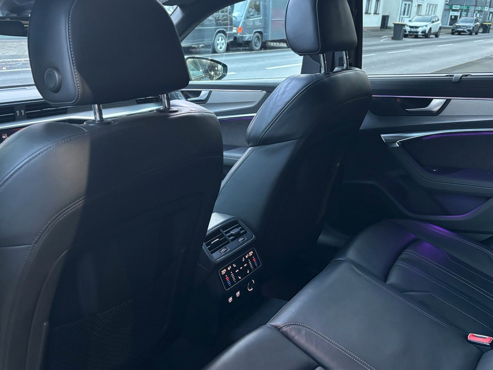 Fahrzeugabbildung Audi A6 Avant 50 TDI *S-Line*Pano*HUD*B&O*Kamera