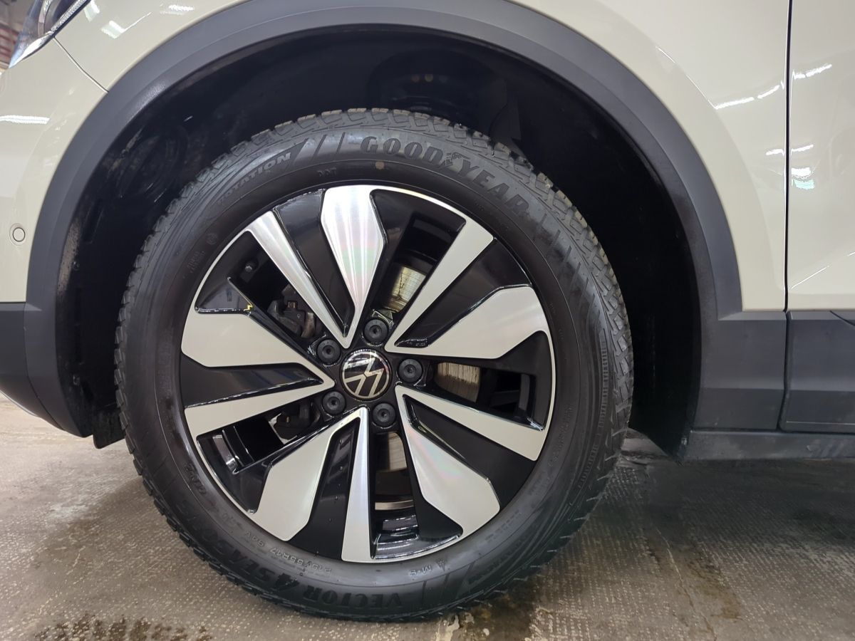 Volkswagen T-Roc - Bild 12