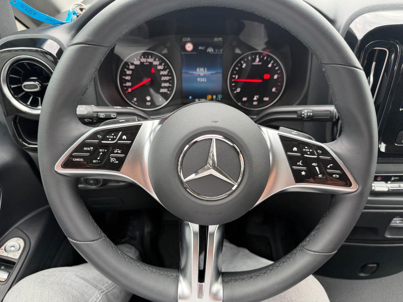 Fahrzeugabbildung Mercedes-Benz Vito 119 CDI 4x4 Extral AHK 2,5to Stdheiz LED