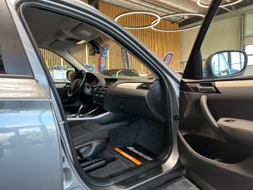 BMW X3 *xDrive*TEMPO*NAVI*2-ZONEN*BI-XENON*