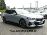 BMW 520 d Tour°M Sportp. AHK-HarmK.-ACC+Autob.ass. - BMW 520: Kombi, 520d