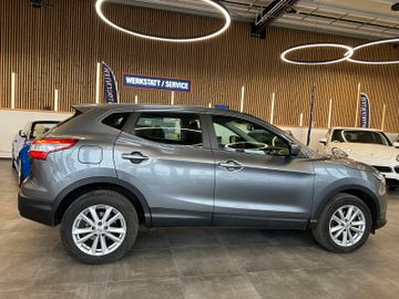 Nissan Qashqai Acenta 4x4 *AHK*Kamera*Navi*