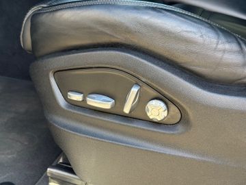 Porsche Cayenne - 11