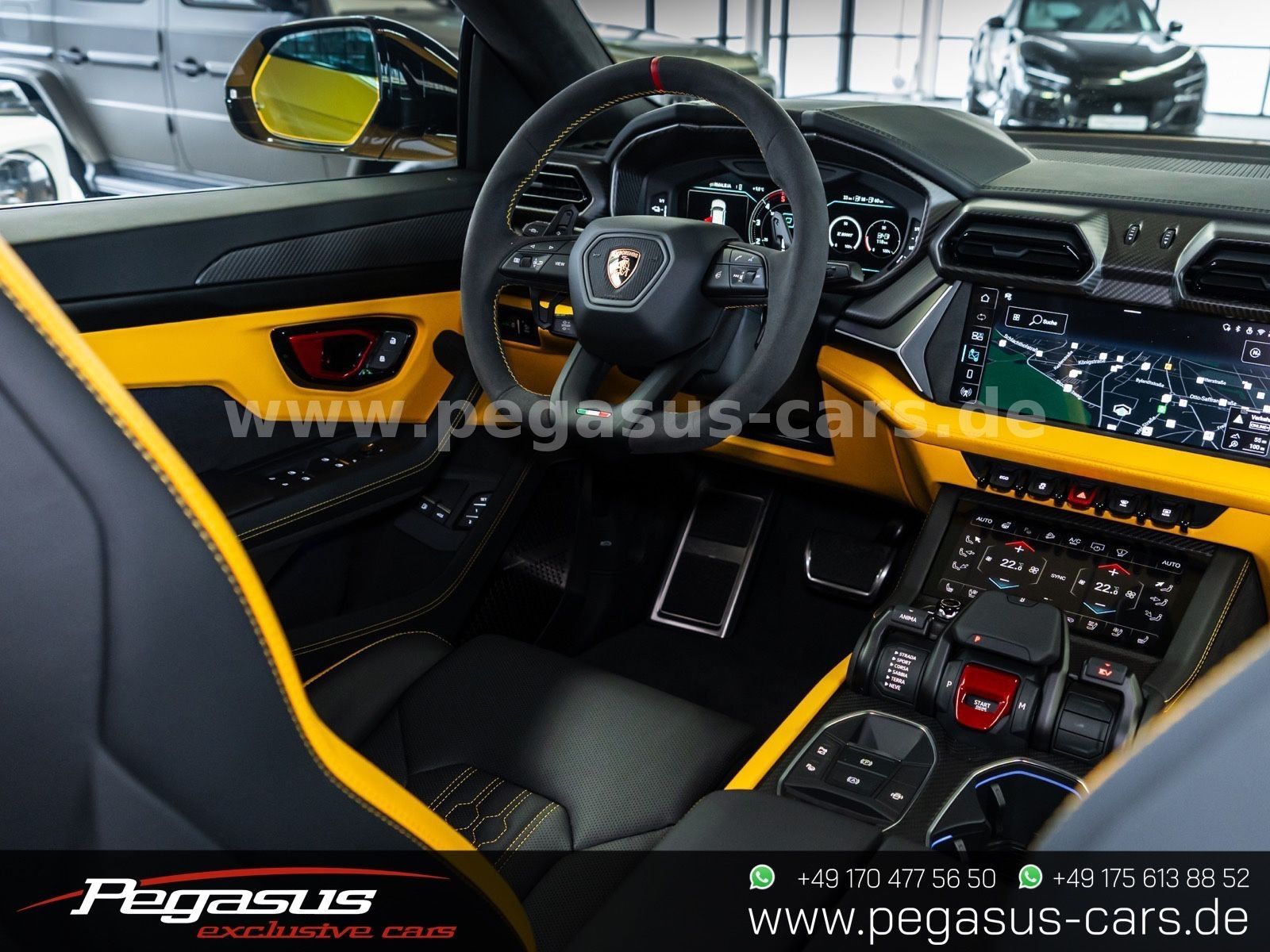 LAMBORGHINI Urus - 45