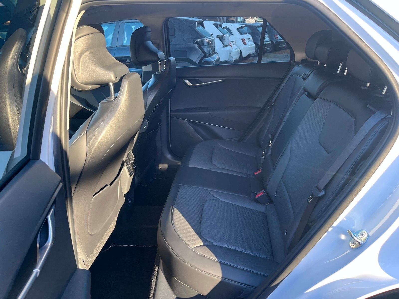 Fahrzeugabbildung Kia Niro Plug-in Hybrid Spirit AHK Komfort Technik