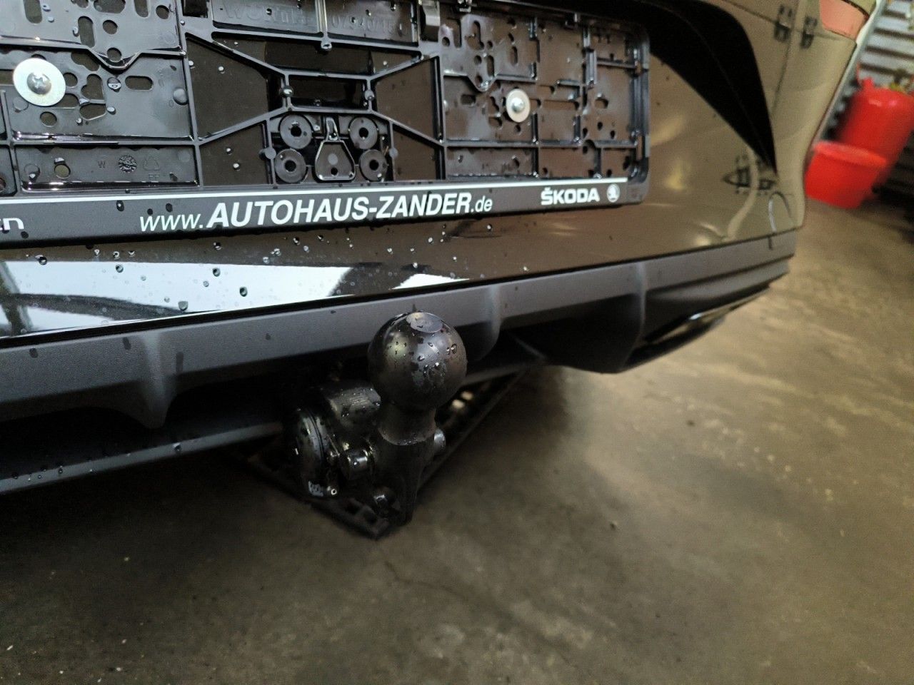 Fahrzeugabbildung CUPRA Leon Tribe eTSI DSG 150 PS Navi, Lichtpaket, AHK