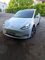 Tesla Model Y Long Range Dual Motor AWD Pearl White  - Tesla Model Y in München
