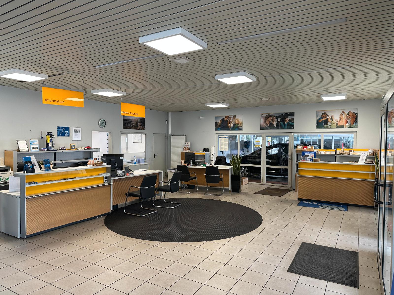showroom-image-main