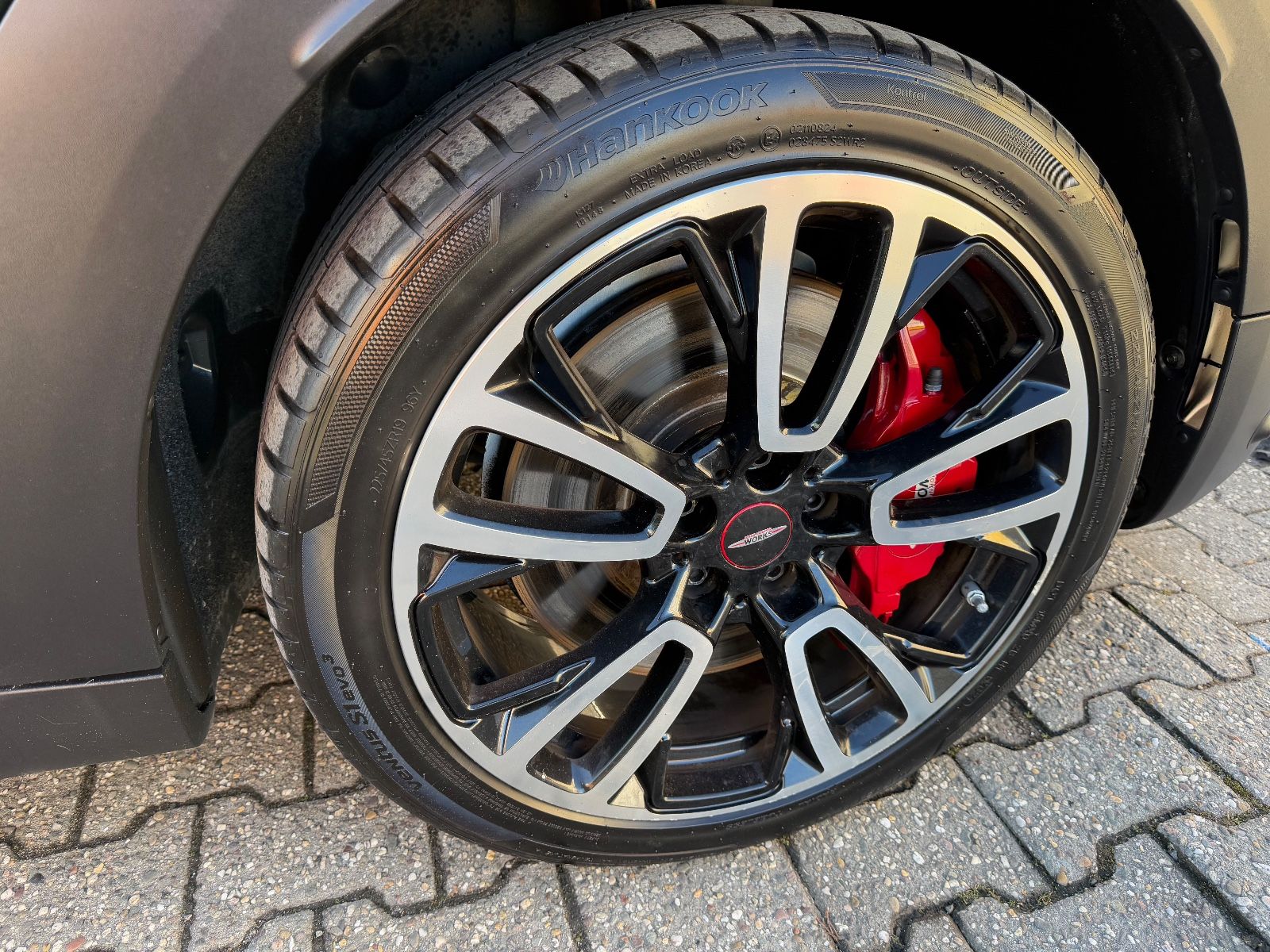 Fahrzeugabbildung MINI John Cooper Works Countryman HD UP PANO R. GREEN