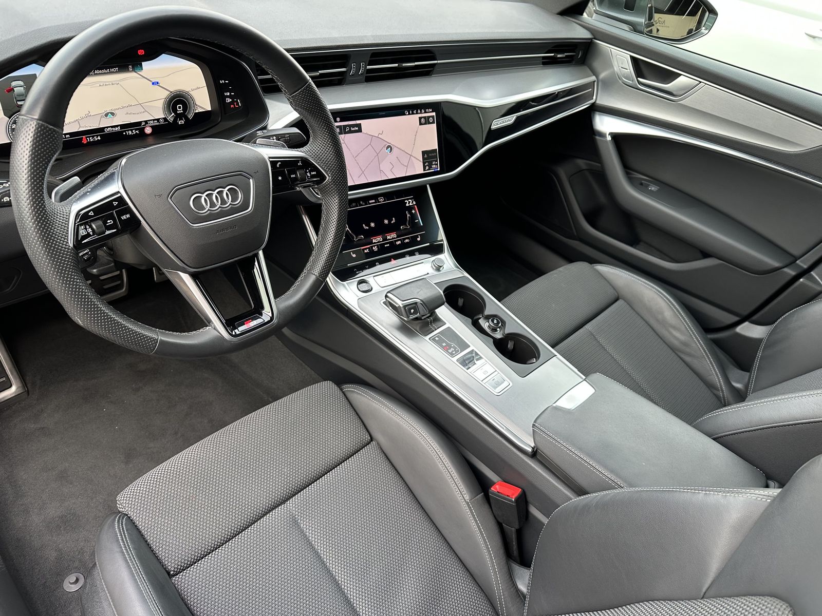 Fahrzeugabbildung Audi A6 50 TFSI e Qu S-Line NAV+MATRIX+PANO+ACC+19ZO