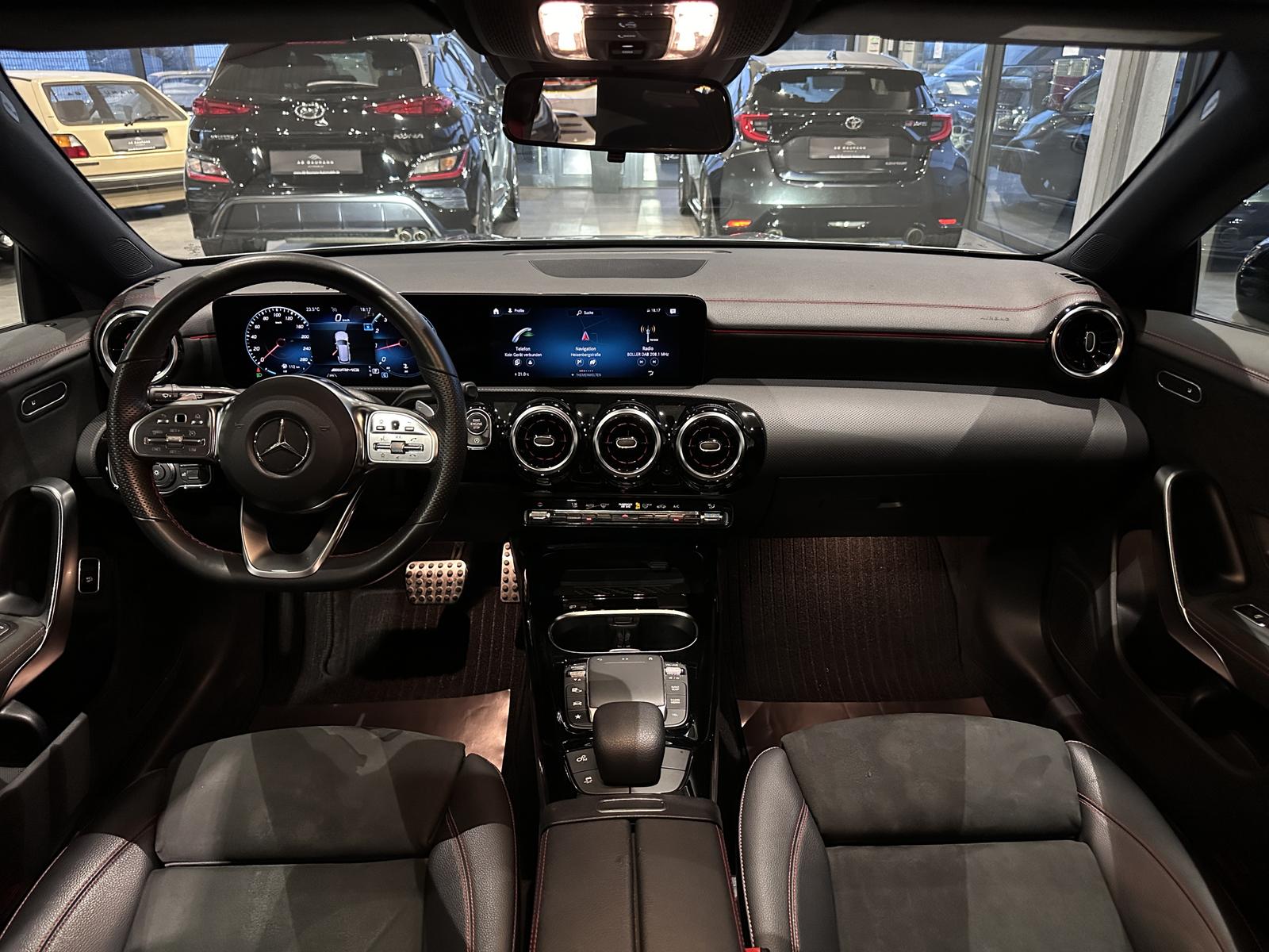 Mercedes-Benz CLA 35 AMG Shooting Brake 4M *PANO, NIGHT, RFK*