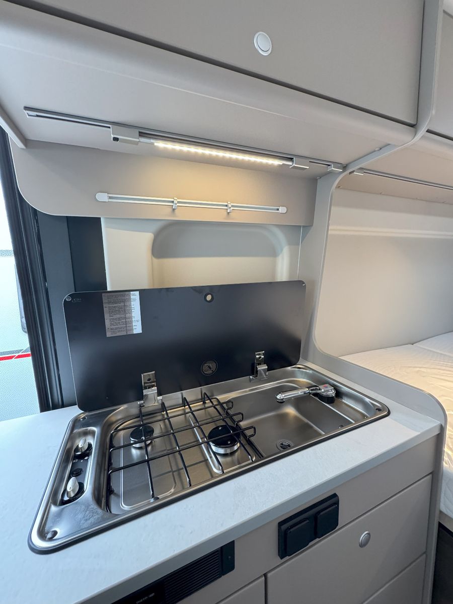 Fahrzeugabbildung Carado CV 600 Entry - 5.702€ Sparen!