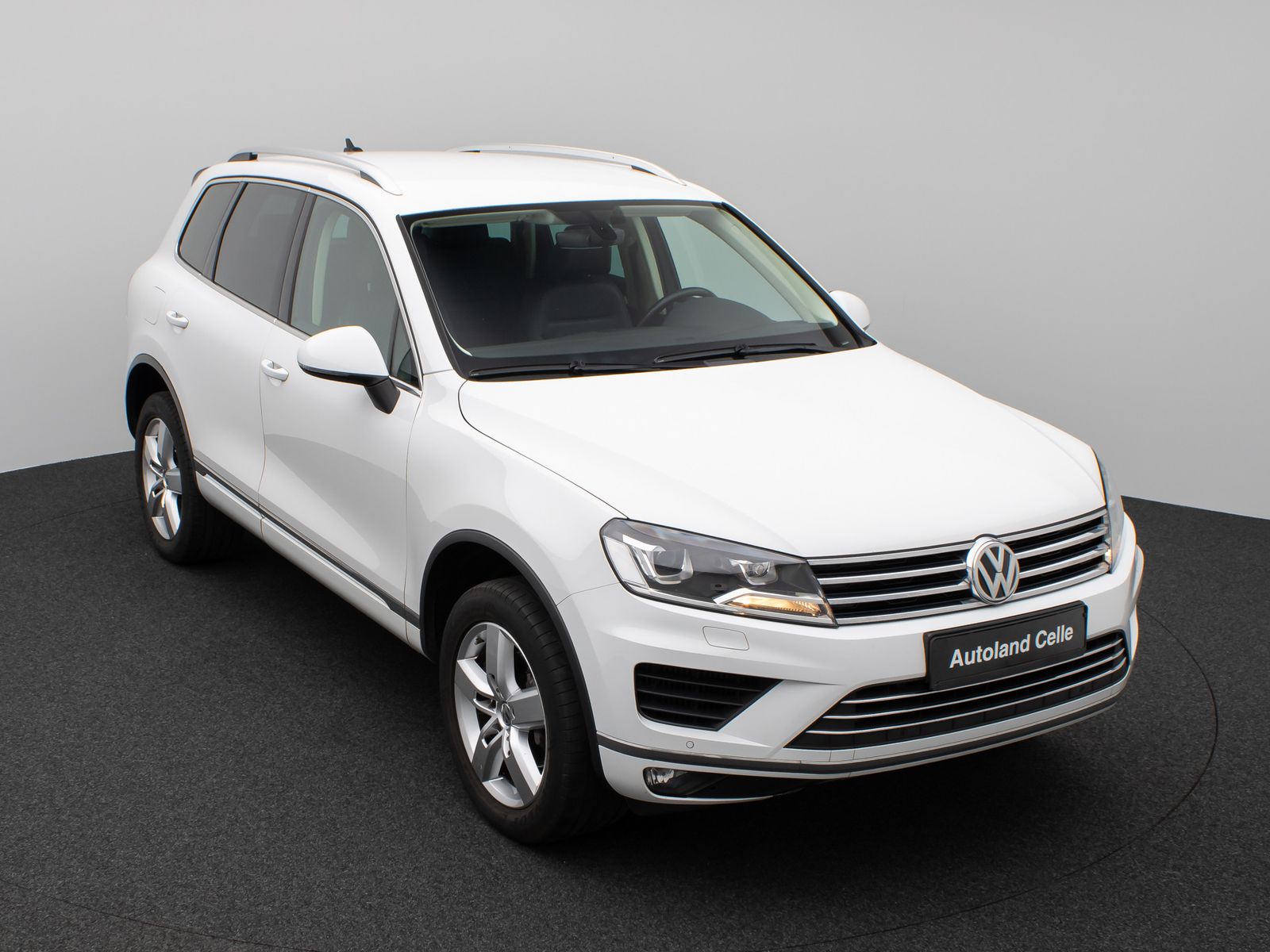 Fahrzeugabbildung Volkswagen Touareg V6 3.0 TDI Terrain Tech 4Motion PDC AHK