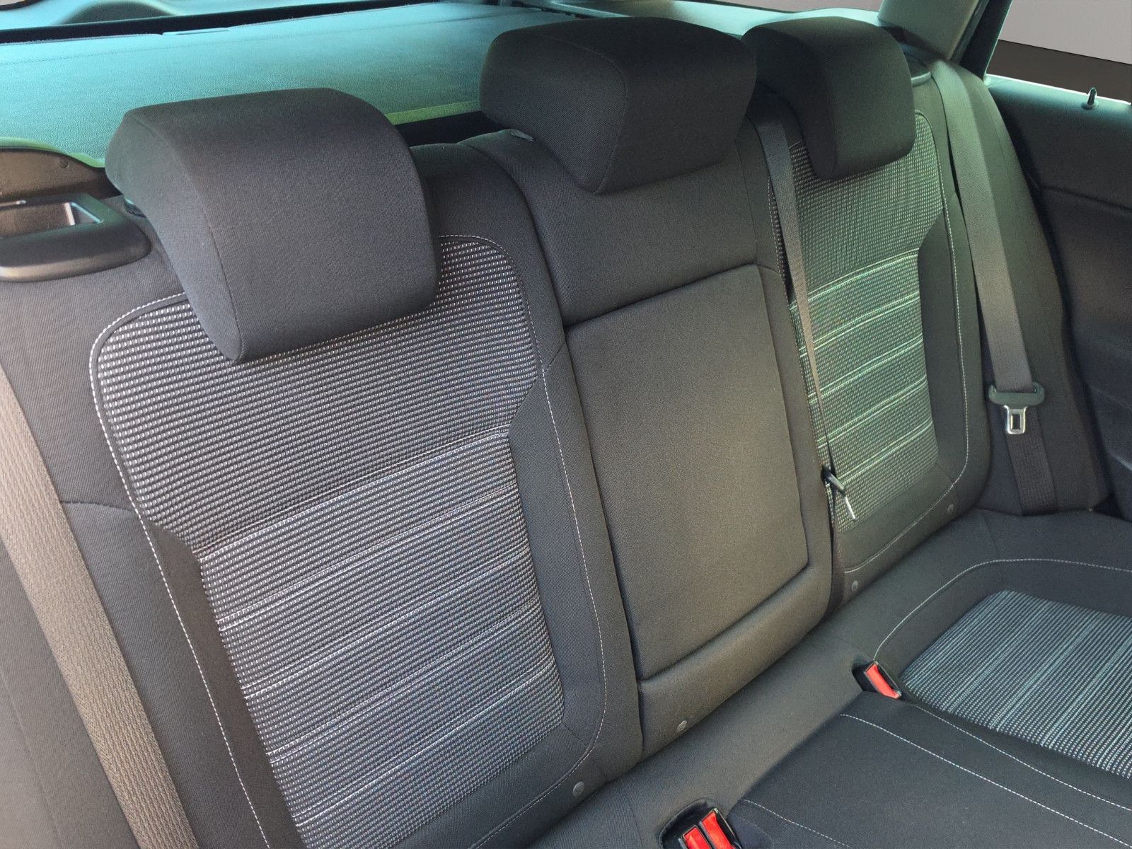 Fahrzeugabbildung Opel Insignia A Sports Tourer Innovation Automatik