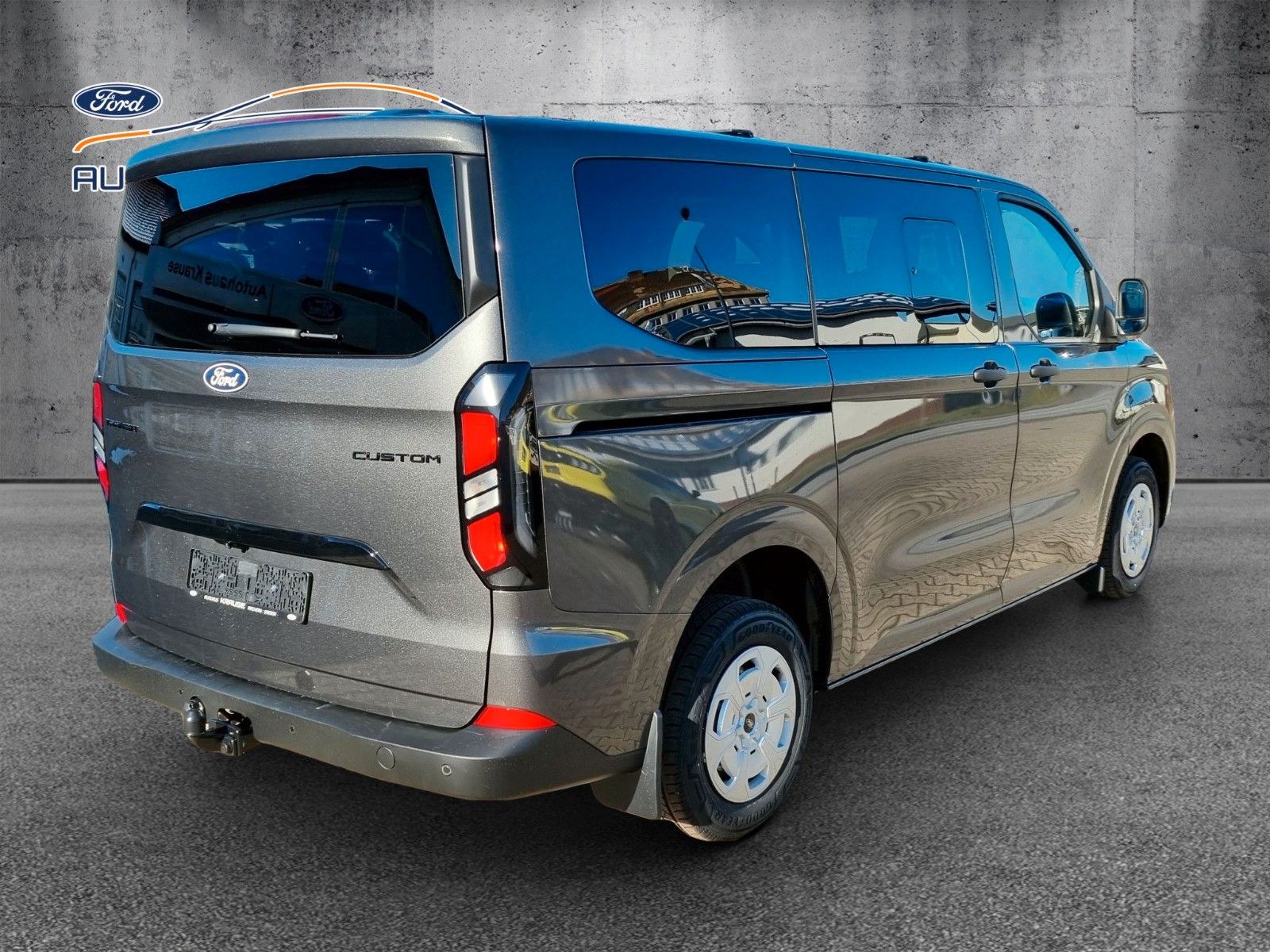Fahrzeugabbildung Ford Transit Custom Kombi 320 L1 FWD Trend