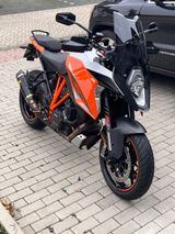 KTM 1290 Super Duke GT im Topzustand - Angebote entsprechen deinen Suchkriterien