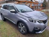 Peugeot 5008 2.0 BlueHDi 180 GT EAT6 GT - silberne Peugeot 5008