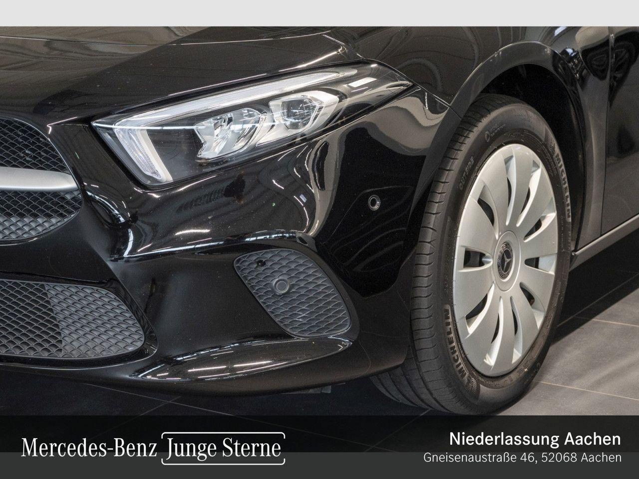 Mercedes-Benz A 250 e Lim Pano/LED/Kam/CarePlay/Navi+/DAB/PTS