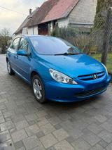 Peugeot 307 1,6  HU bis 10/2027 - Peugeot 307: Kleinwagen