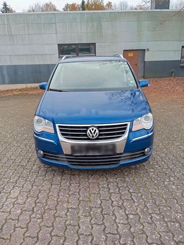 Volkswagen VW Touran   Automatik 7 Sitzer TÜV