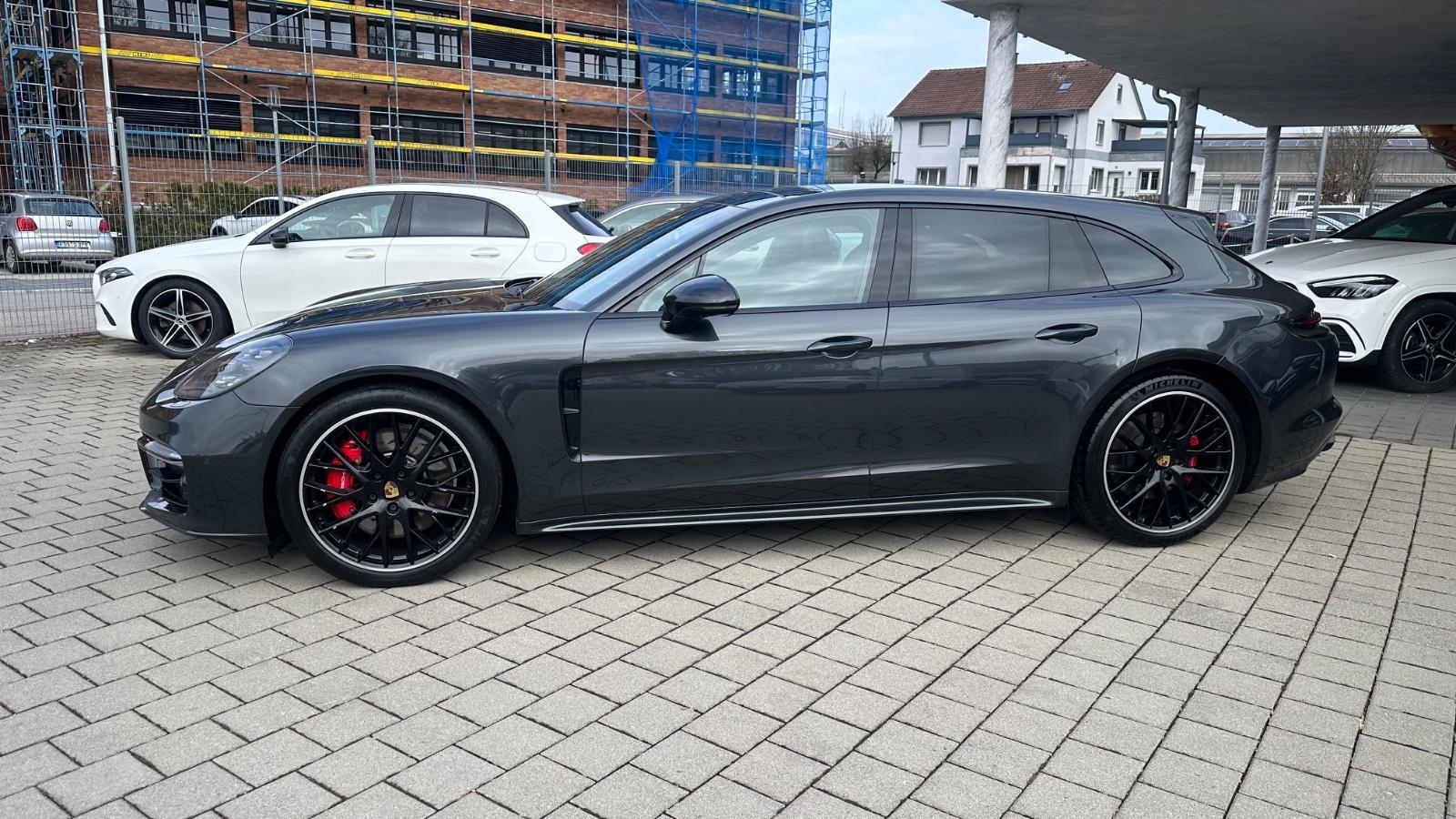Porsche Panamera Sport Turismo GTS*Vollausstattung*