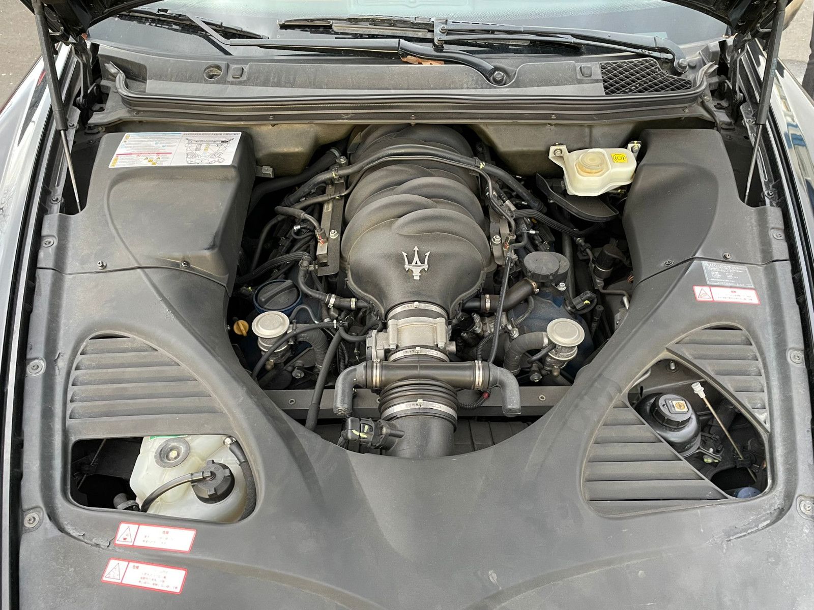 Fahrzeugabbildung Maserati Quattroporte 4.2 V8 Automatic