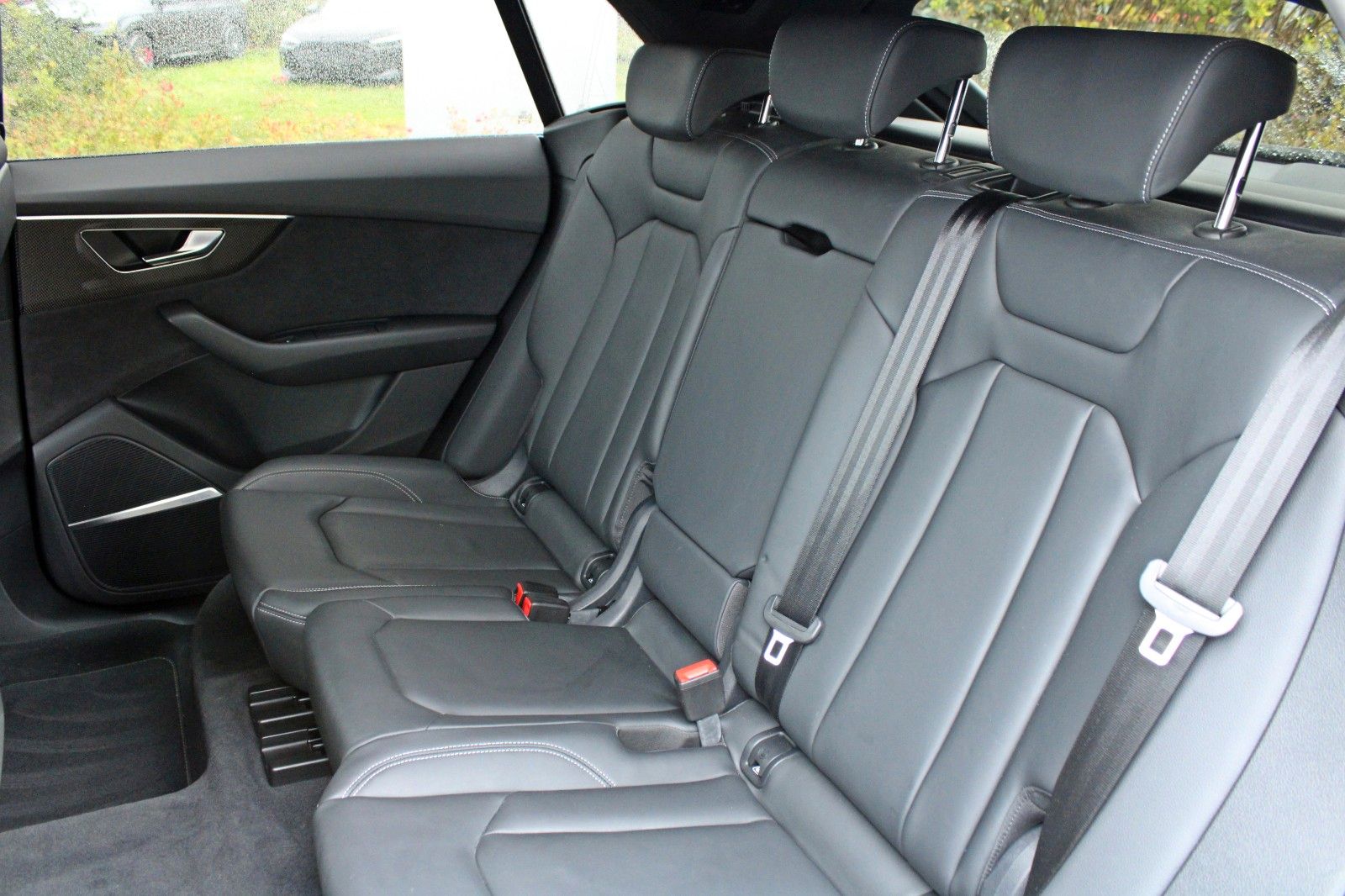 Audi SQ8 - Bild 25