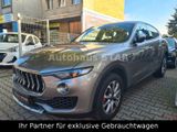 Maserati Levante 3.0 V6 Q4 350HP Modena Auto 4WD - Maserati: Modena